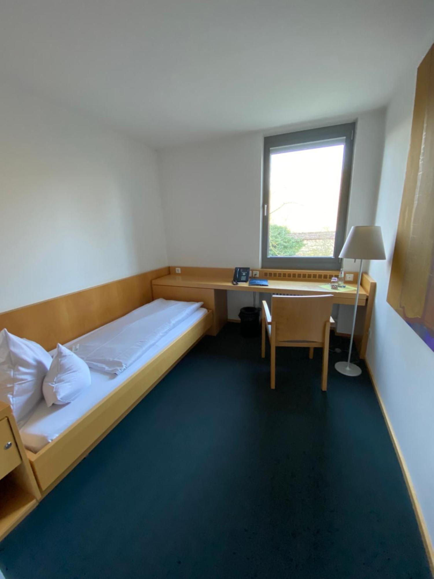 Tagungshaus Himmelspforten - Self Check-In เวิร์ซบวร์ก ภายนอก รูปภาพ